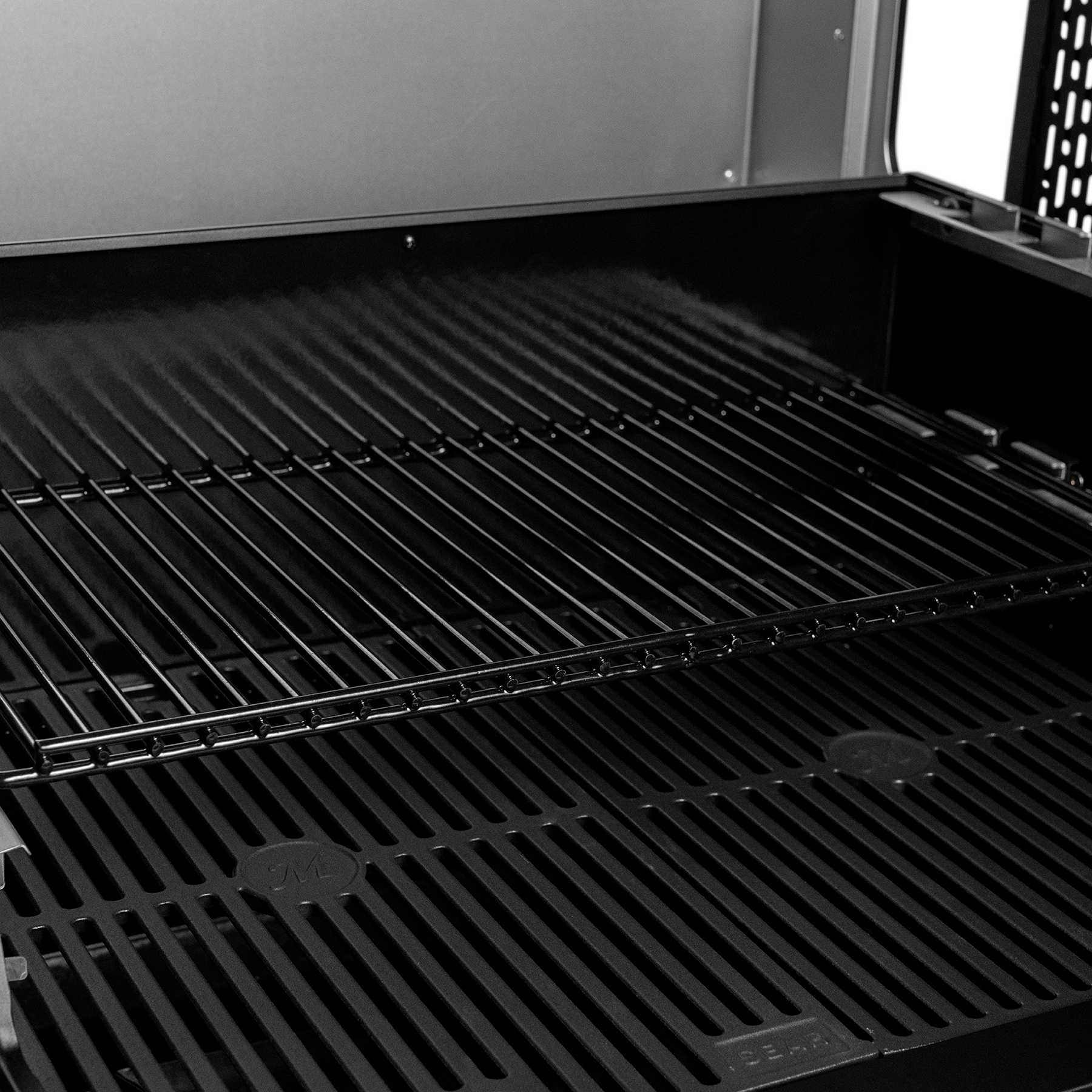 masterbuiltgravity600gratesMB20041423